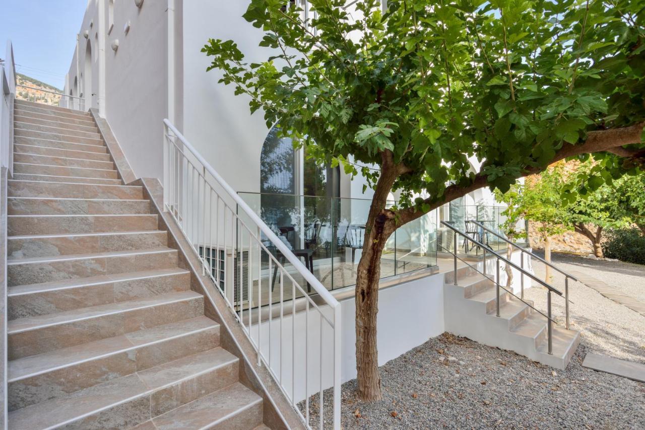 Ilingas Mare Aparthotel Khóra Sfakíon Exterior foto